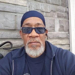 Meet your Posher, Thomas